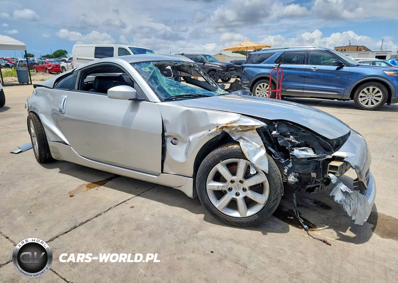 2003 Nissan 350Z Coupe VIN:JN1AZ34D43T104277 - 4
