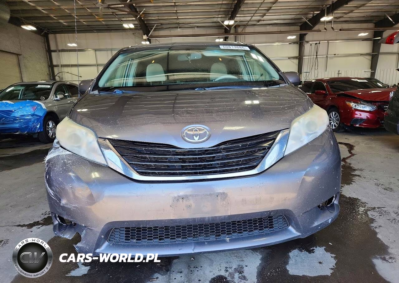 2014 Toyota Sienna Le VIN:5TDKK3DC8ES485579 - 5