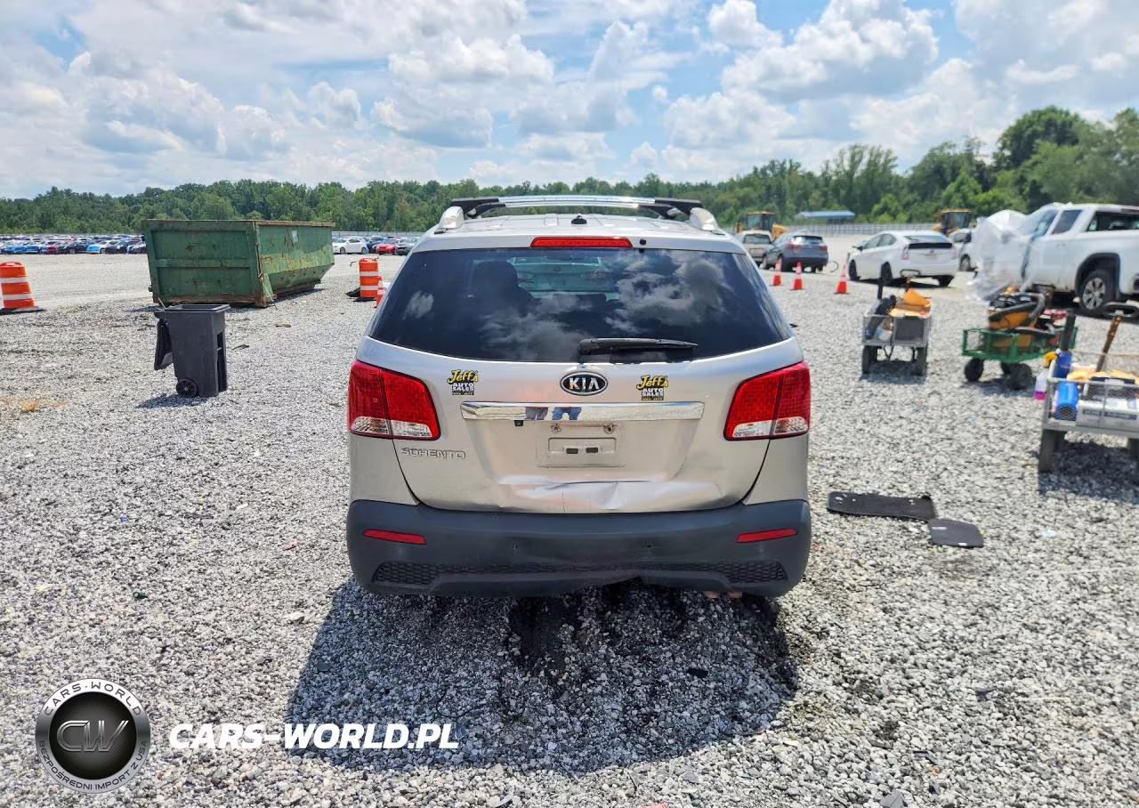 2013 Kia Sorento Lx VIN:5XYKT4A69DG312392 - 6