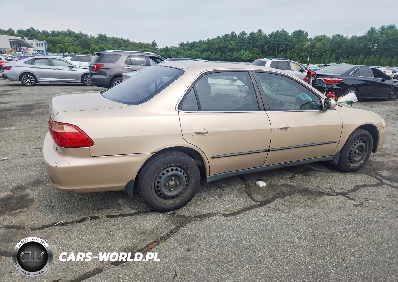 2000 Honda Accord Lx VIN:1HGCG6654YA065844 - 3