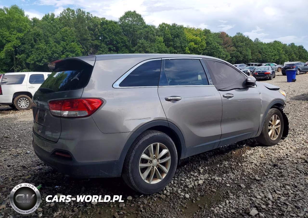2016 Kia Sorento L VIN:5XYPG4A37GG166207 - 3
