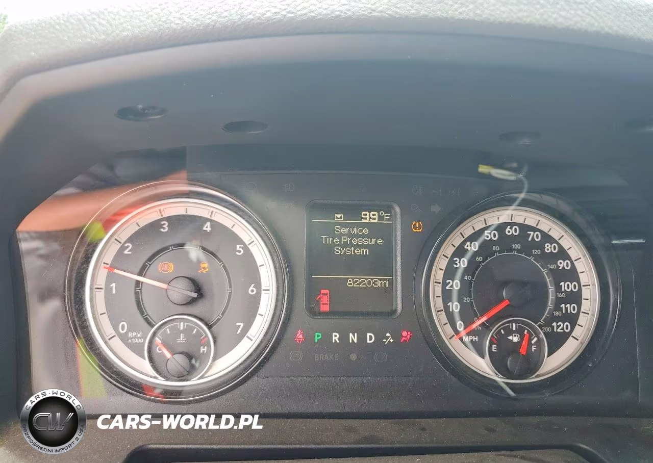 2018 Ram 1500 St VIN:1C6RR6FG0JS299068 - 9