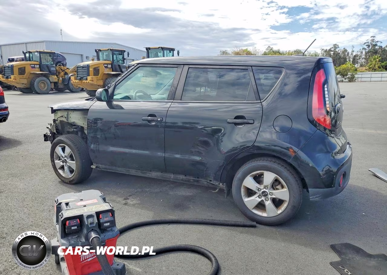 2018 Kia Soul Base VIN:KNDJN2A26J7560003 - 2