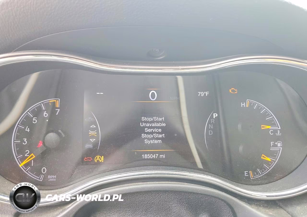 2018 Jeep Grand Cherokee Laredo VIN:1C4RJEAG3JC447127 - 9