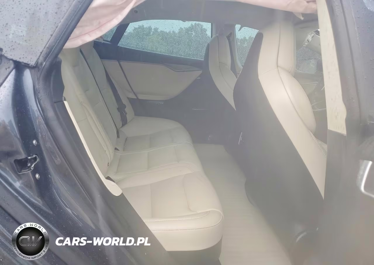 2018 Tesla Model S VIN:5YJSA1E22JF283977 - 10