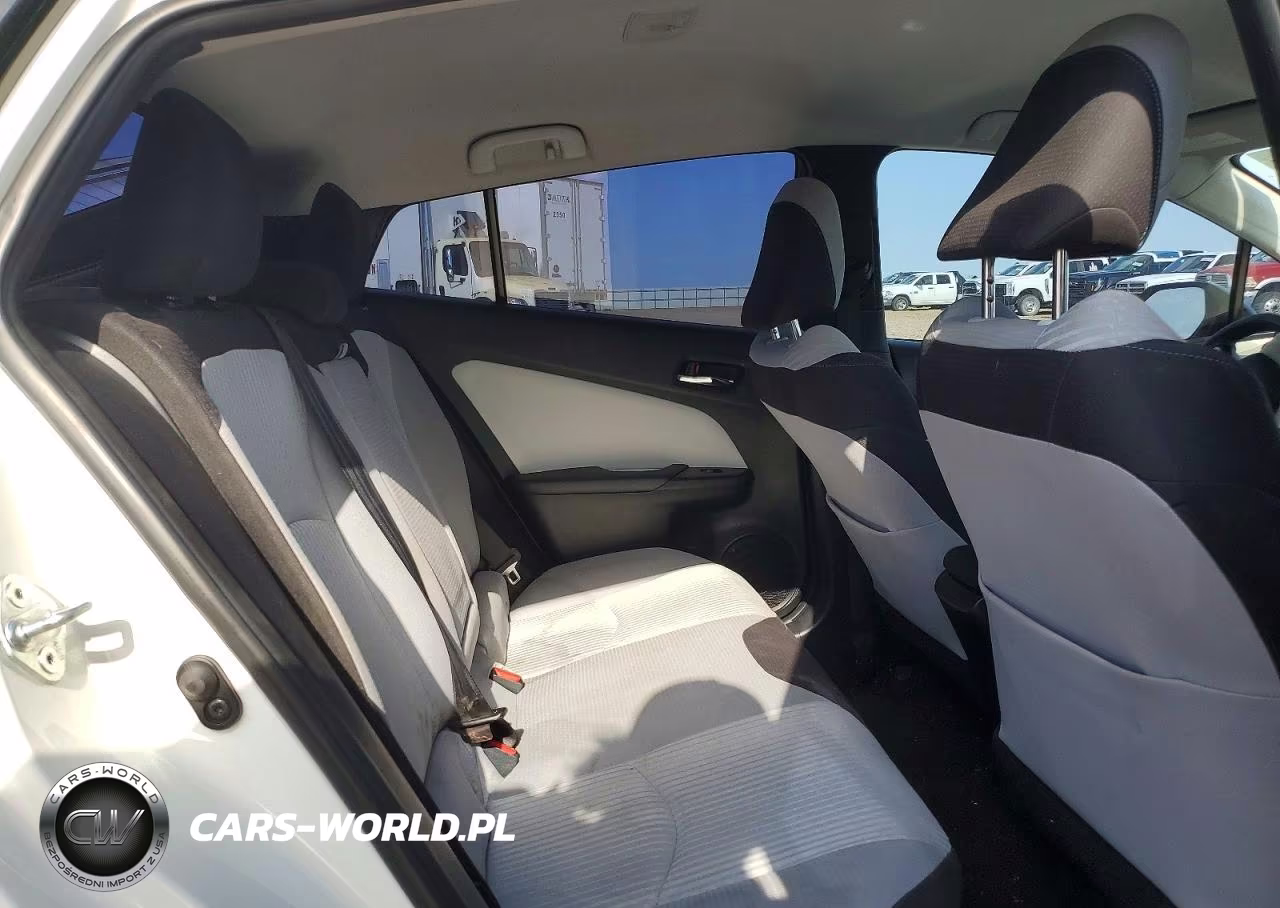 2017 Toyota Prius Two VIN:JTDKBRFU8H3032271 - 10