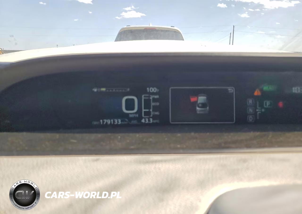 2017 Toyota Prius Two VIN:JTDKBRFU8H3032271 - 9