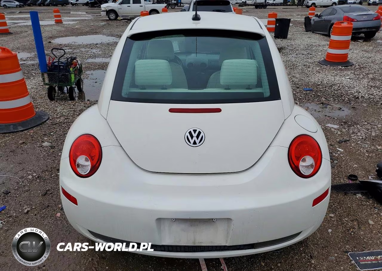 2008 Volkswagen New Beetle Triple White VIN:3VWFG31C98M510692 - 6