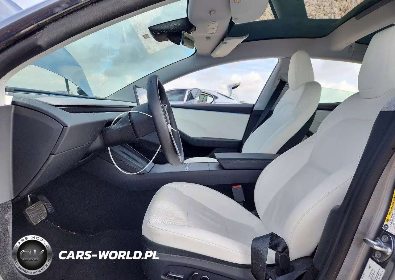 2025 Tesla Model 3 VIN:5YJ3E1EA5SF969142 - 7