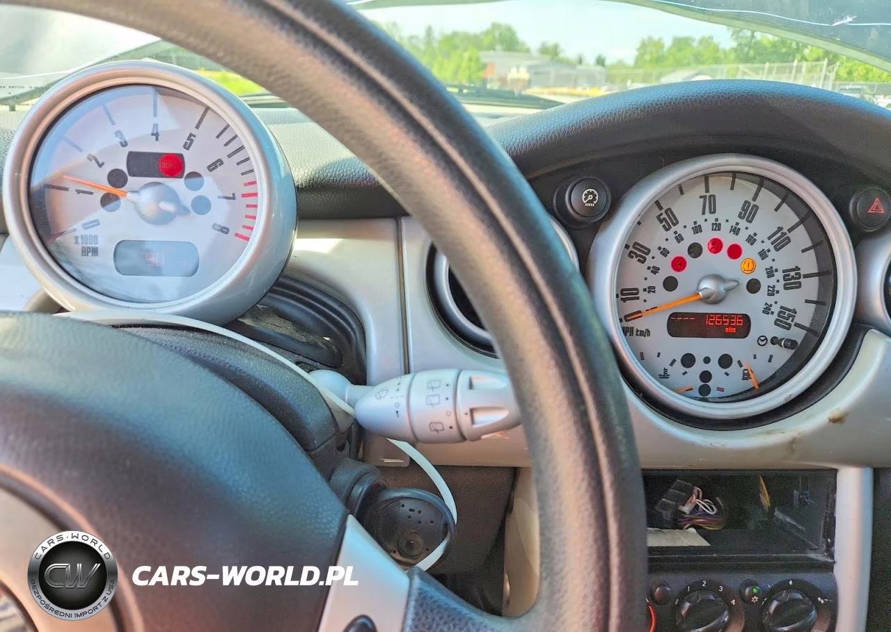 2004 Mini Cooper VIN:WMWRC33404TC55976 - 9