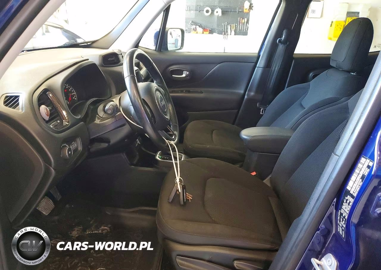 2018 Jeep Renegade Latitude VIN:ZACCJABB8JPG74763 - 7