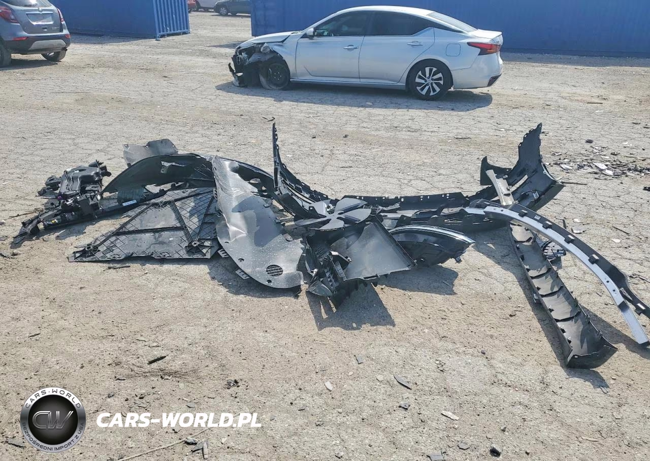 2026 Tesla Model Y VIN:7SAYGDEE4TF574586 - 13