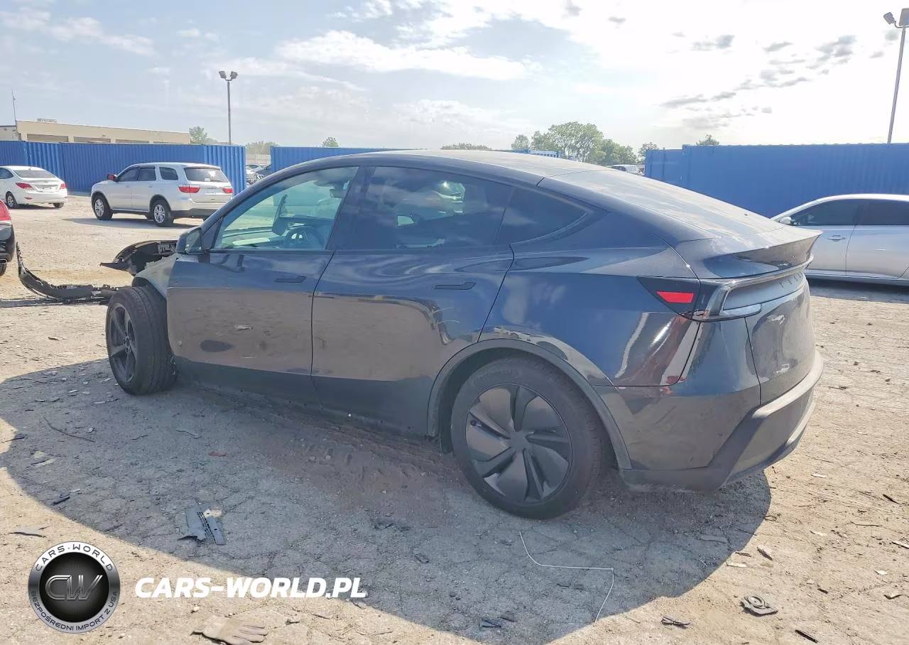 2026 Tesla Model Y VIN:7SAYGDEE4TF574586 - 2
