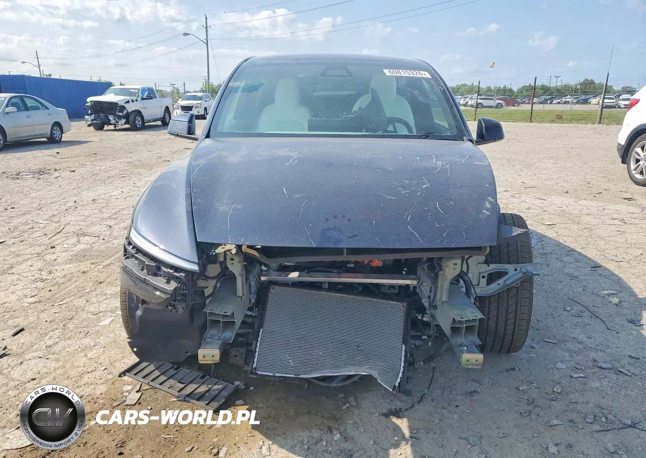 2026 Tesla Model Y VIN:7SAYGDEE4TF574586 - 5