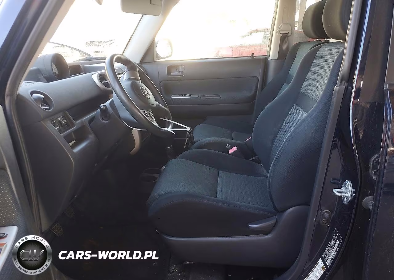 2006 Toyota Scion Xb VIN:JTLKT334X64079201 - 7