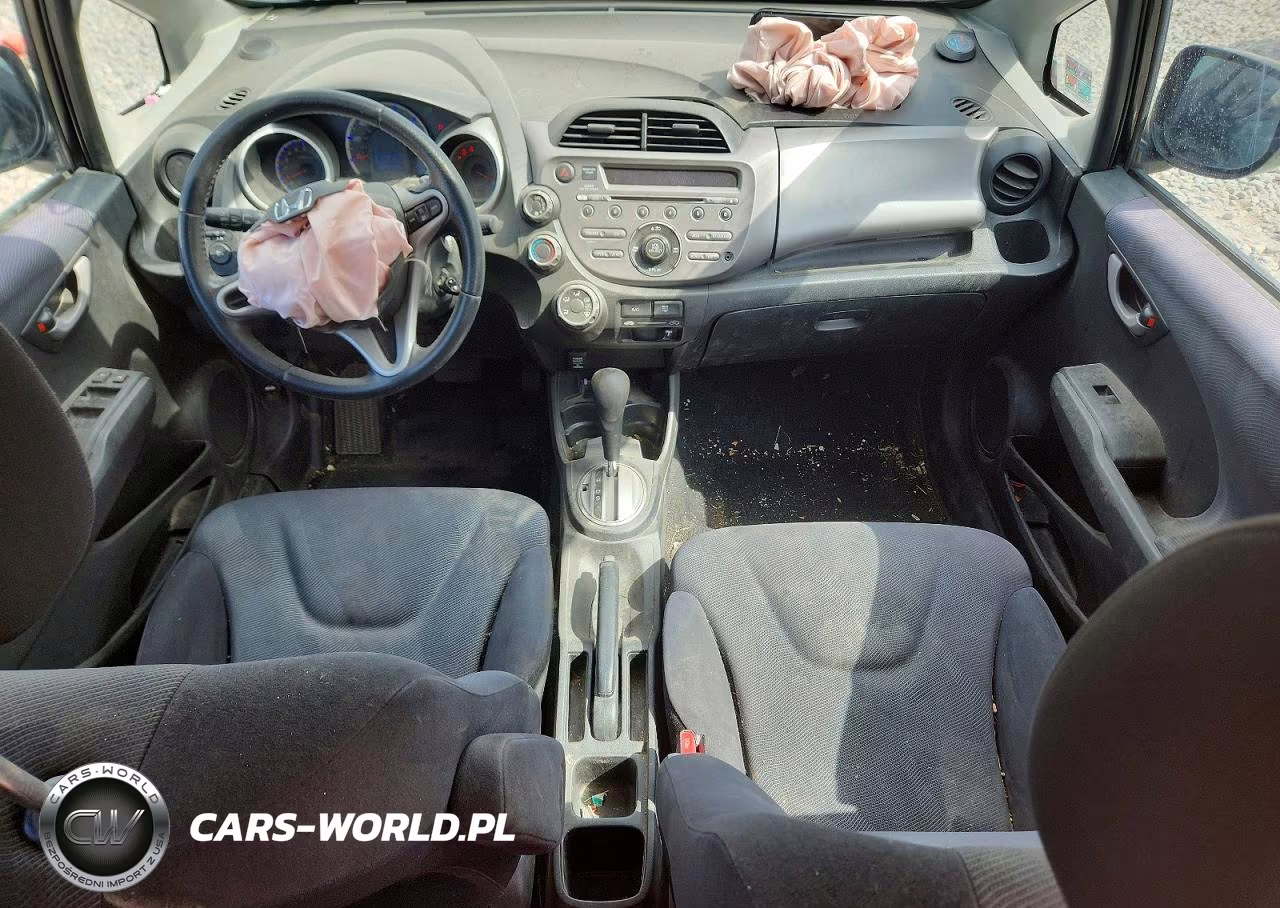 2010 Honda Fit Sport VIN:JHMGE8H41AC023405 - 8