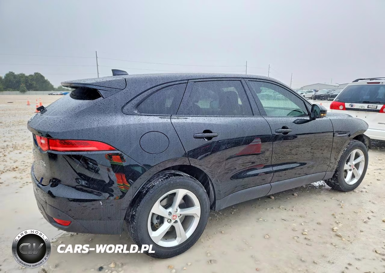 2019 Jaguar F-Pace Premium VIN:SADCJ2FX2KA362875 - 3