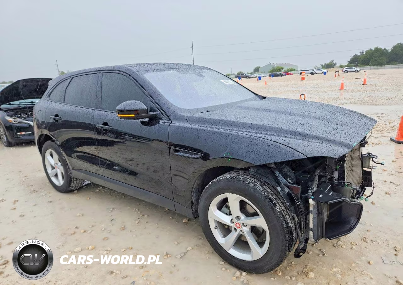2019 Jaguar F-Pace Premium VIN:SADCJ2FX2KA362875 - 4