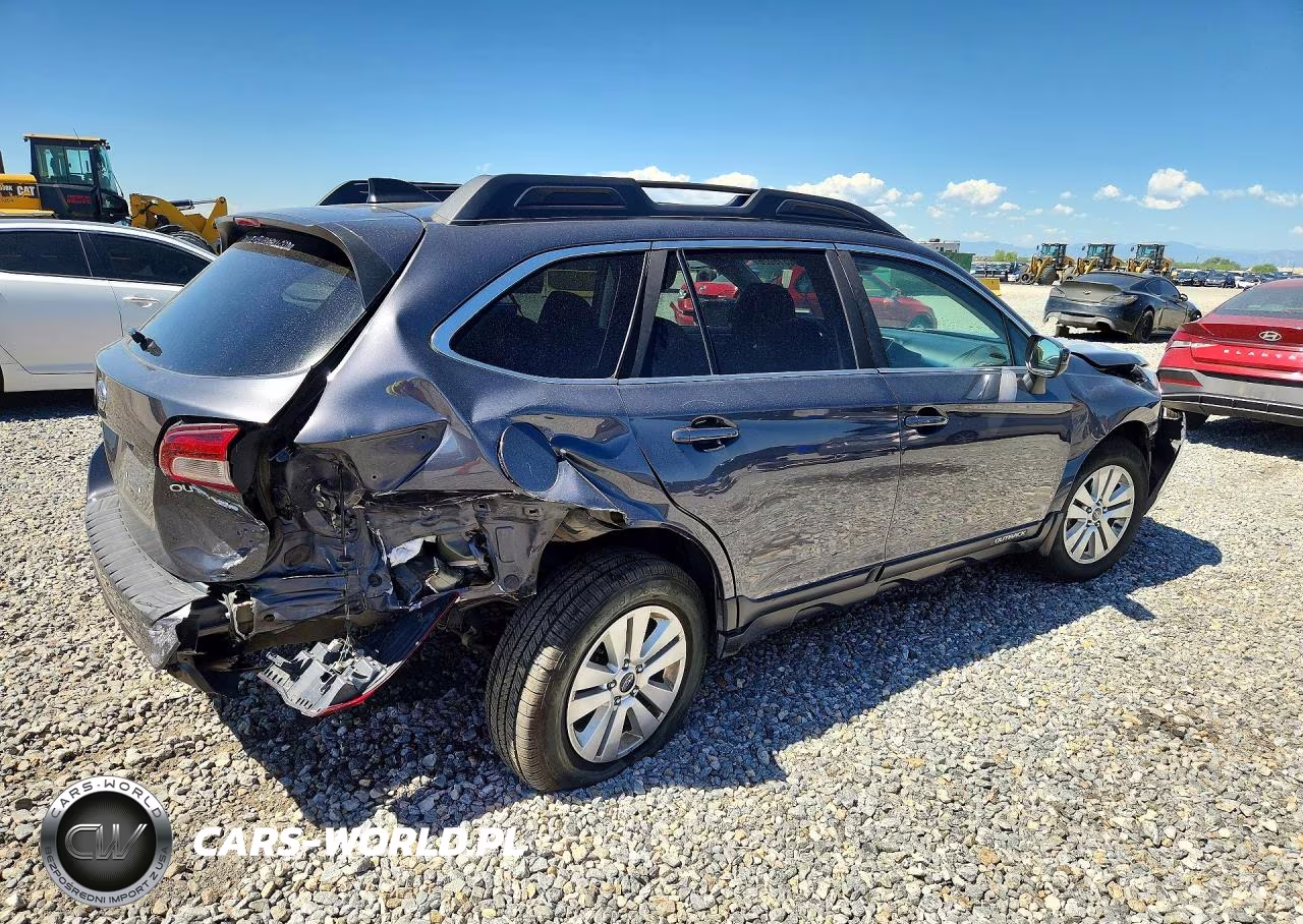 2019 Subaru Outback 2.5I Premium VIN:4S4BSAFC3K3388638 - 3