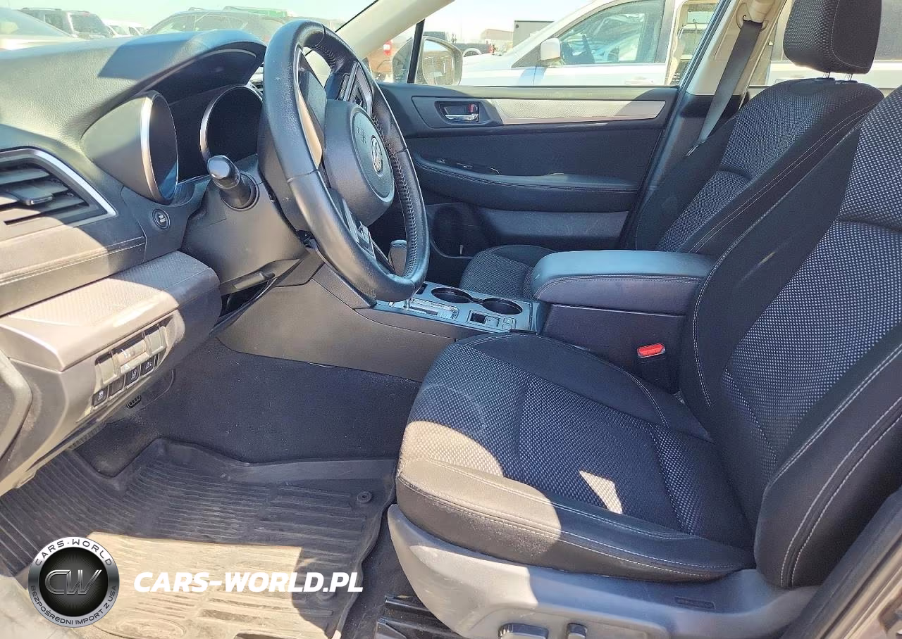 2019 Subaru Outback 2.5I Premium VIN:4S4BSAFC3K3388638 - 7