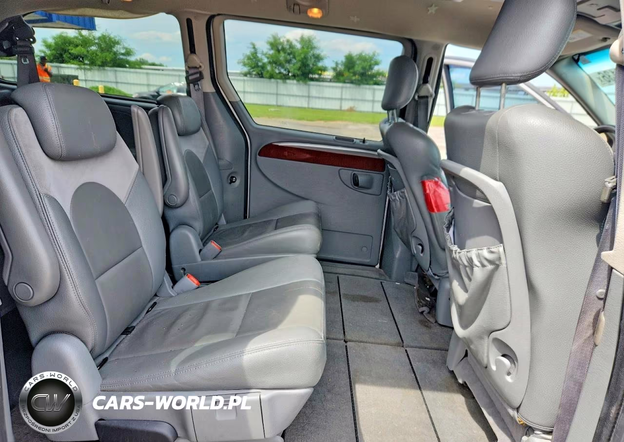 2007 Chrysler Town & Country Limited VIN:2A8GP64L87R359252 - 11