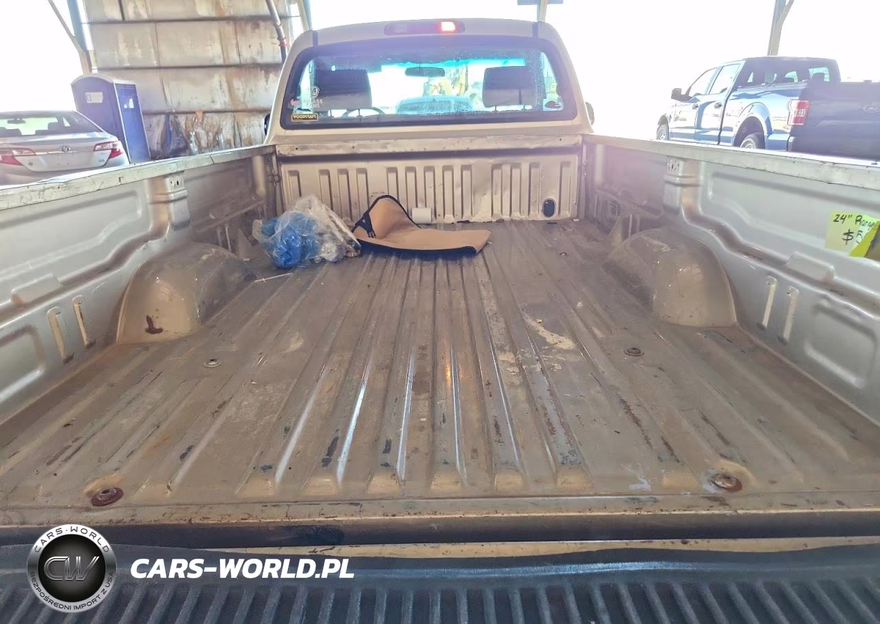 2005 Toyota Tundra Base VIN:5TBJT321X5S461335 - 10