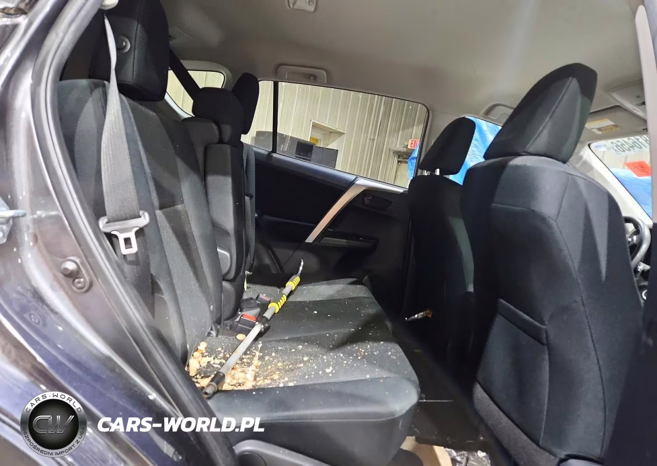 2018 Toyota Rav4 Le VIN:JTMBFREV2JJ215035 - 11