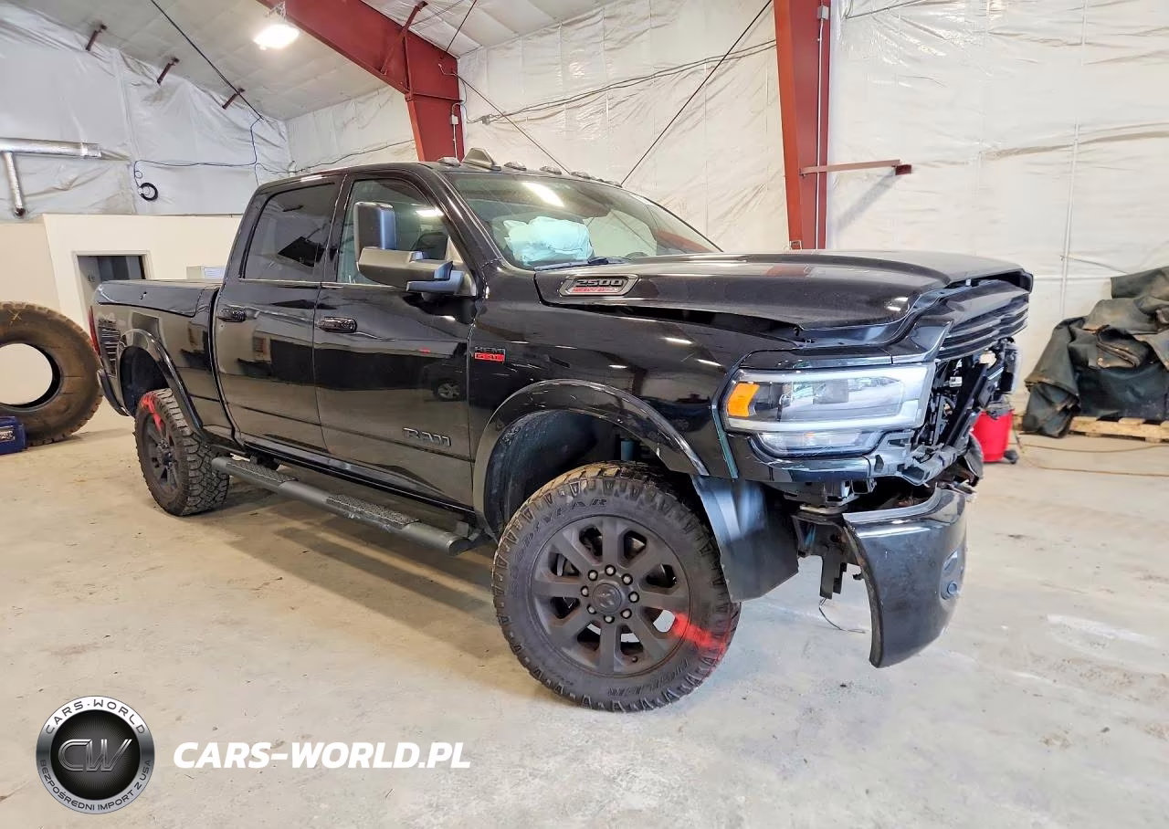 2020 Ram 2500 Laramie VIN:3C6UR5FJ9LG287981 - 4