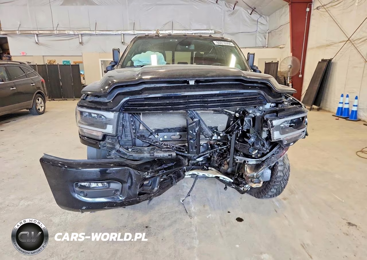 2020 Ram 2500 Laramie VIN:3C6UR5FJ9LG287981 - 5