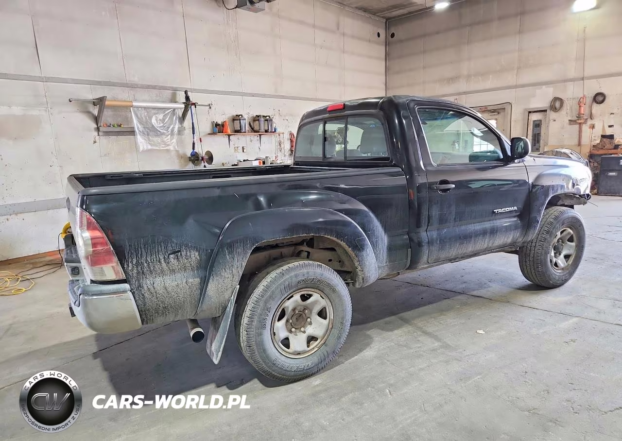 2010 Toyota Tacoma Base VIN:5TEPX4EN5AZ687533 - 3