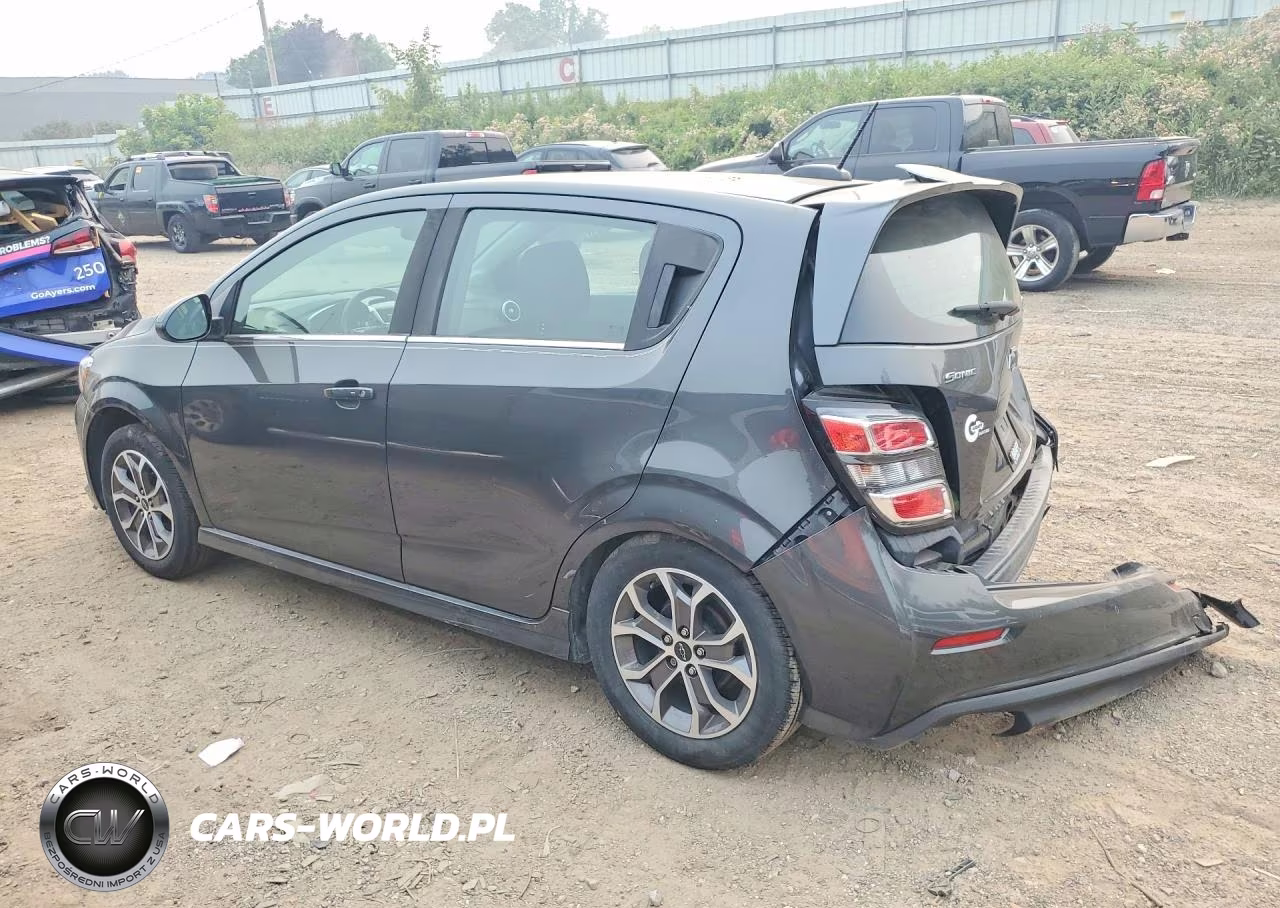 2019 Chevrolet Sonic Lt VIN:1G1JD6SBXK4108463 - 2