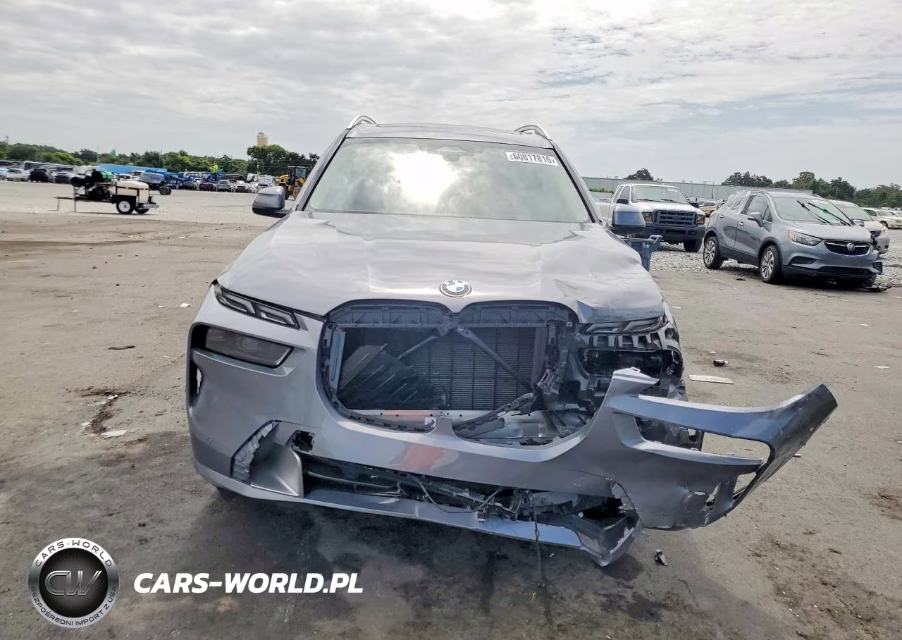 2025 BMW X7 xDrive40I VIN:5UX23EM0XS9X81257 - 5