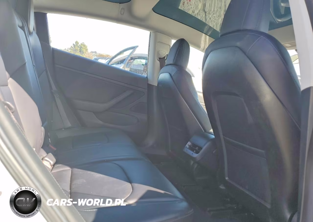 2018 Tesla Model 3 VIN:5YJ3E1EA1JF014773 - 10