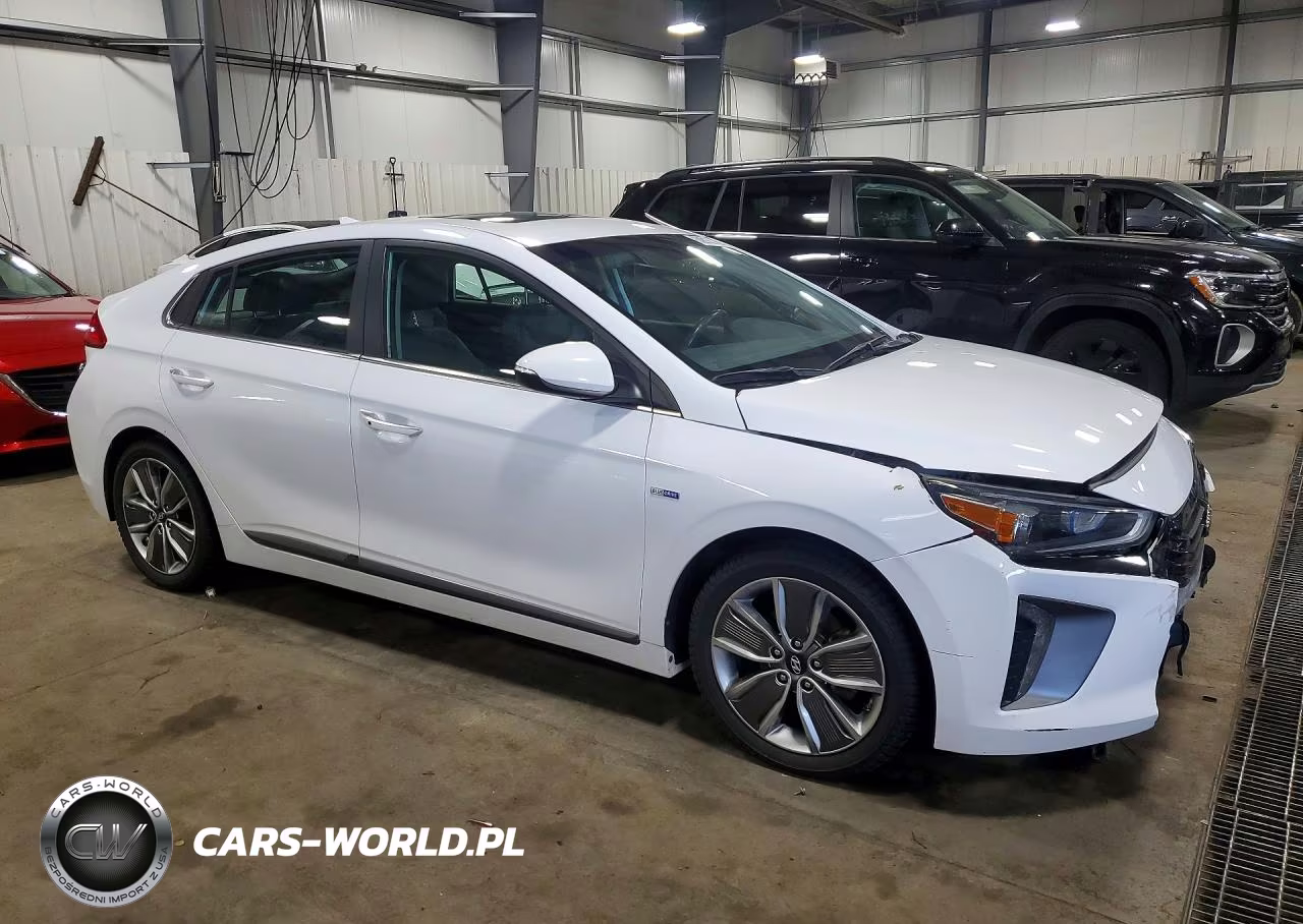 2018 Hyundai Ioniq Limited VIN:KMHC85LC7JU064938 - 4
