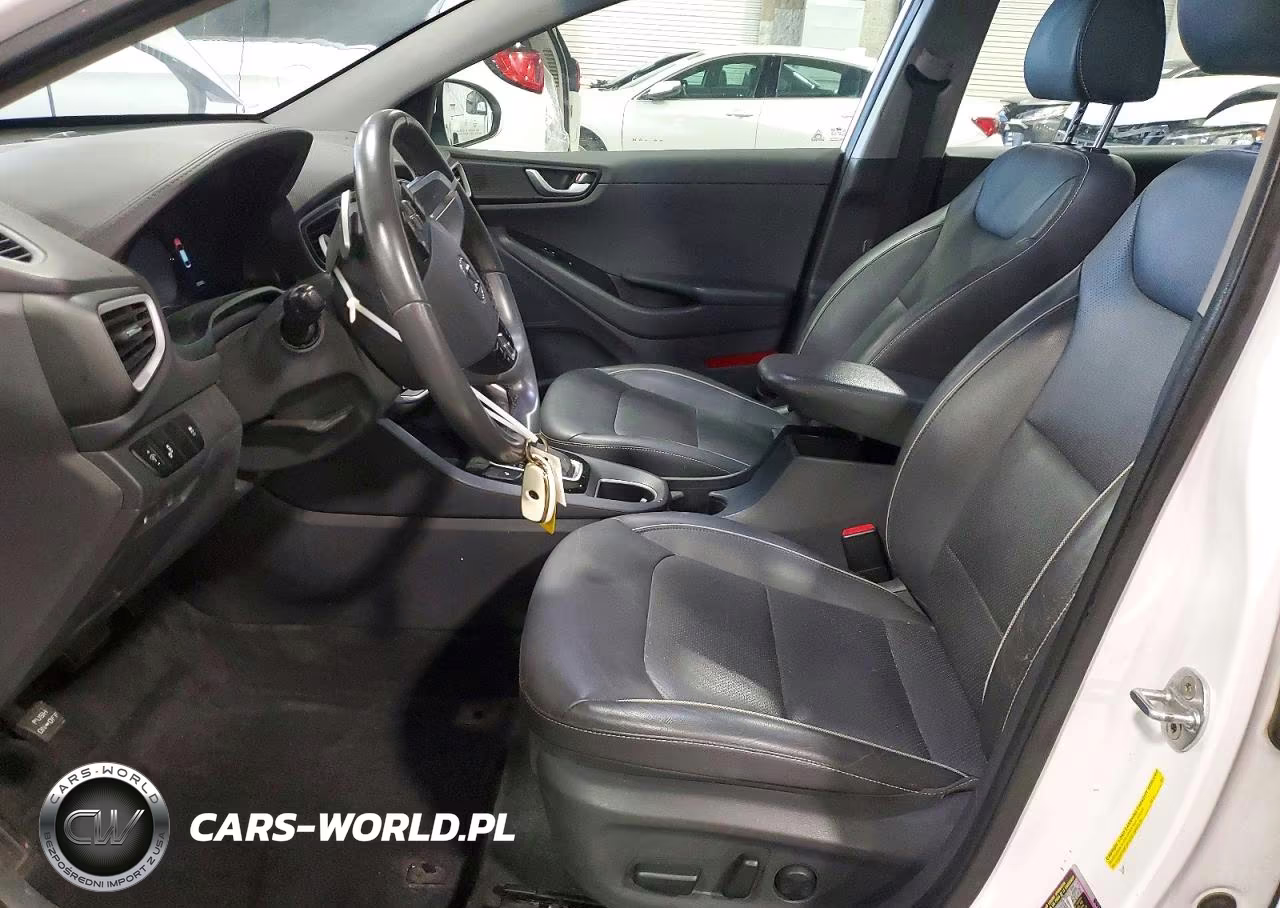 2018 Hyundai Ioniq Limited VIN:KMHC85LC7JU064938 - 7