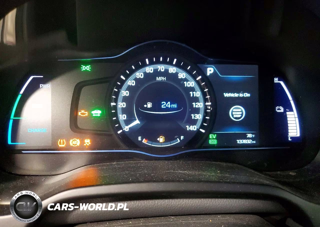 2018 Hyundai Ioniq Limited VIN:KMHC85LC7JU064938 - 9