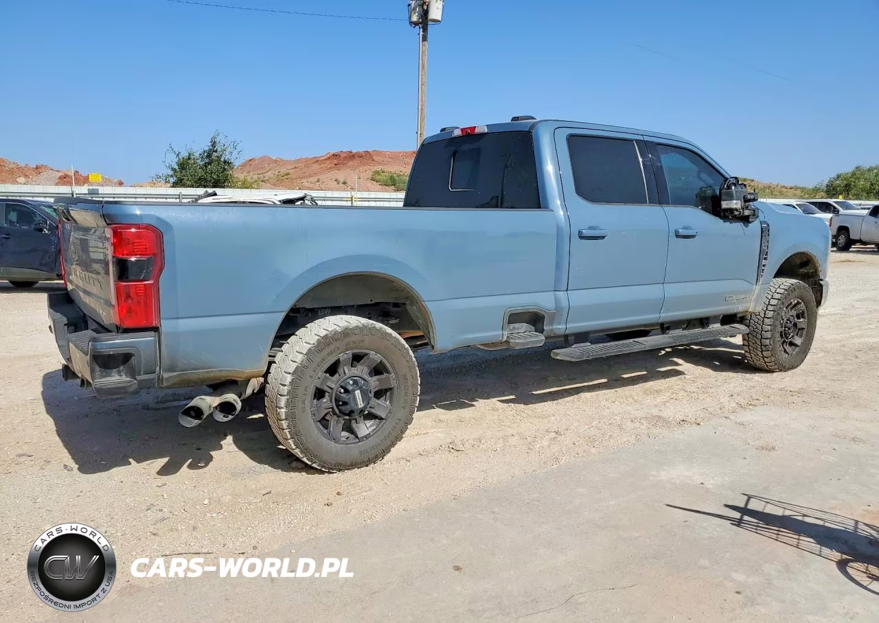 2023 Ford F350 Super Duty VIN:1FT8W3BT3PEC23107 - 3