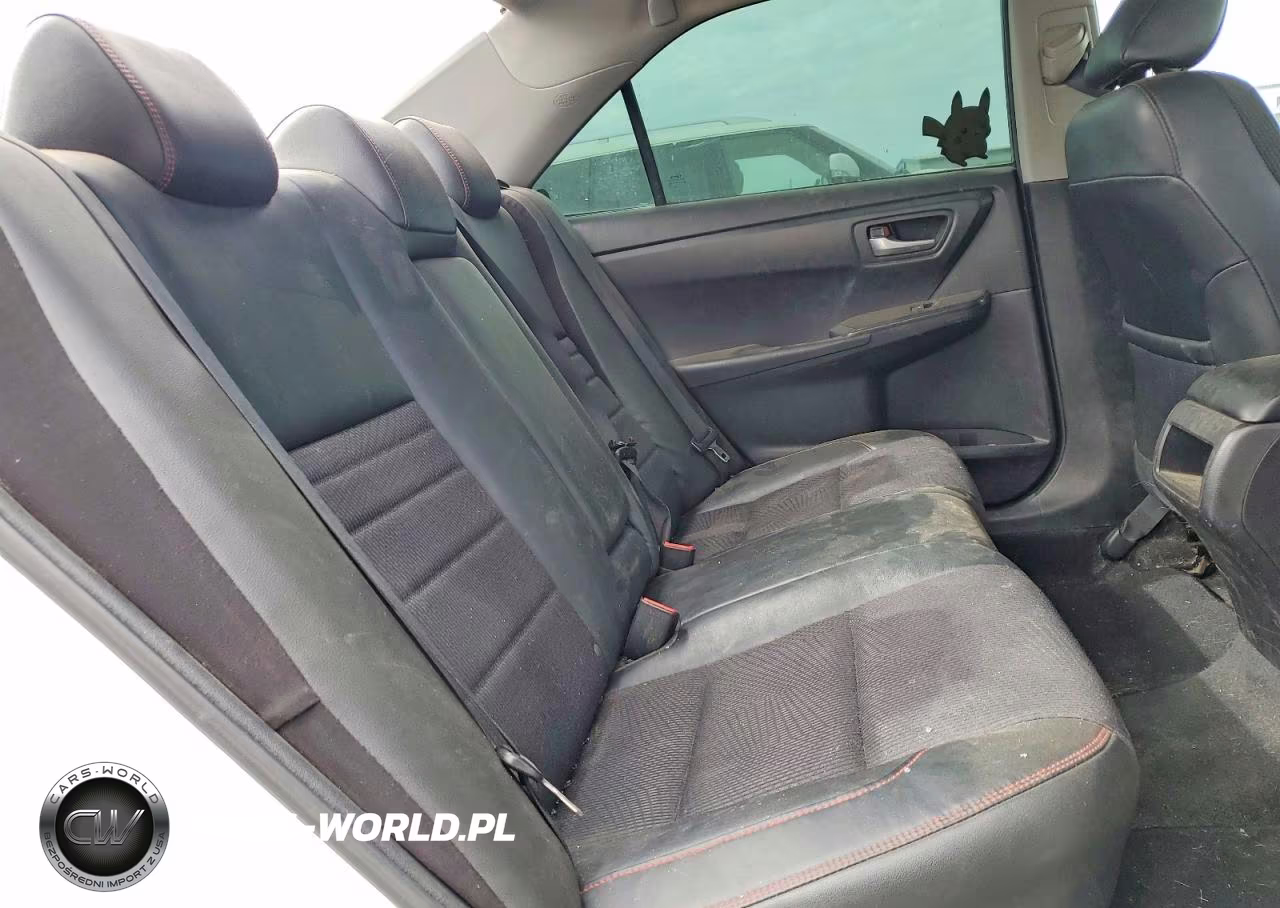 2016 Toyota Camry Se VIN:4T1BF1FK0GU251976 - 10