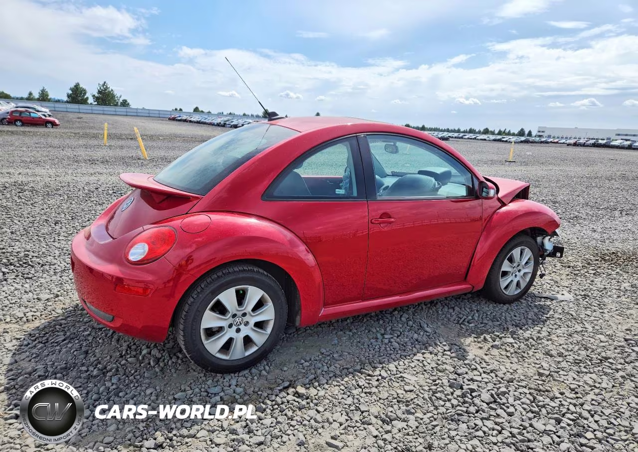 2010 Volkswagen New Beetle VIN:3VWRG3AG7AM013372 - 3