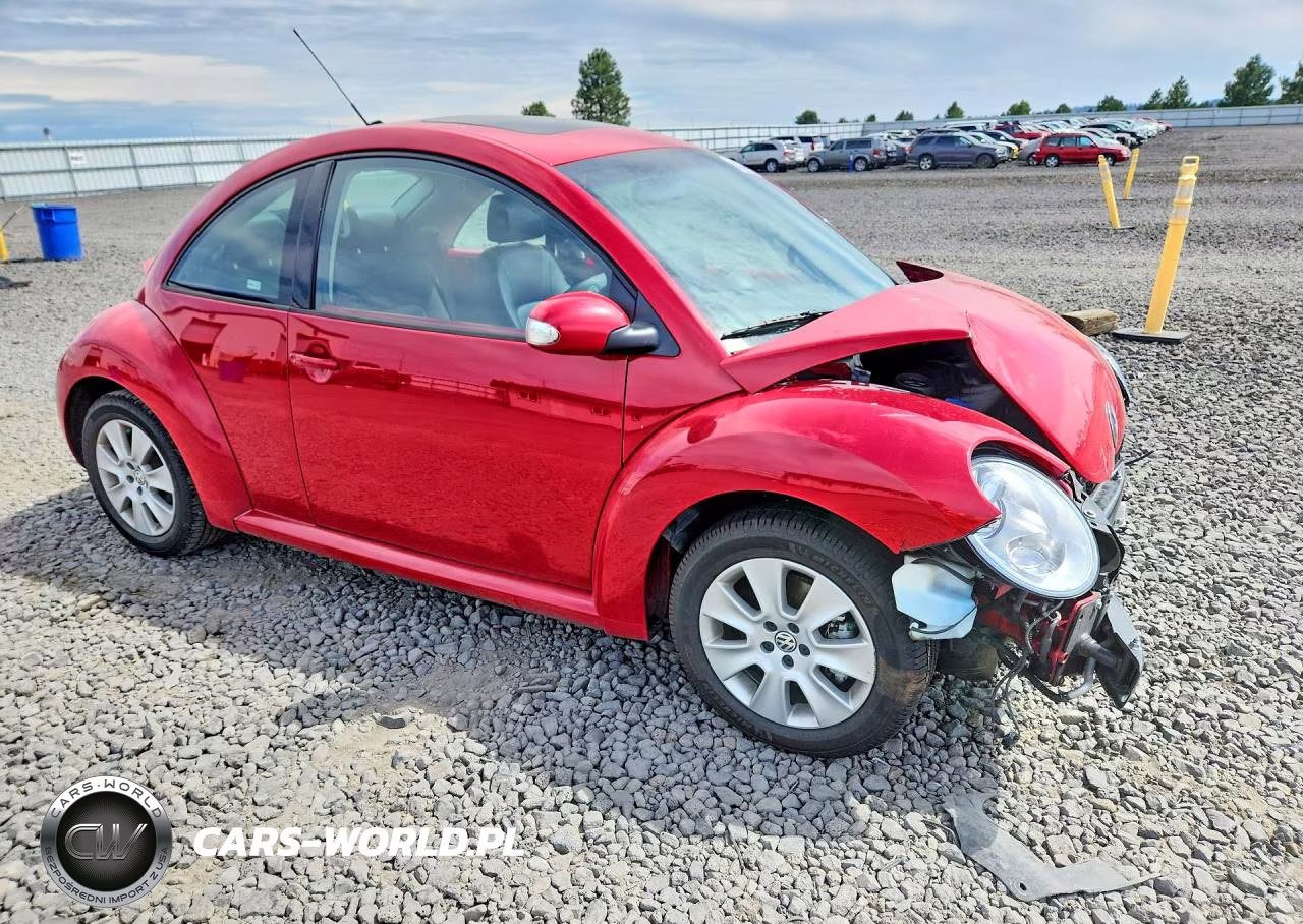2010 Volkswagen New Beetle VIN:3VWRG3AG7AM013372 - 4