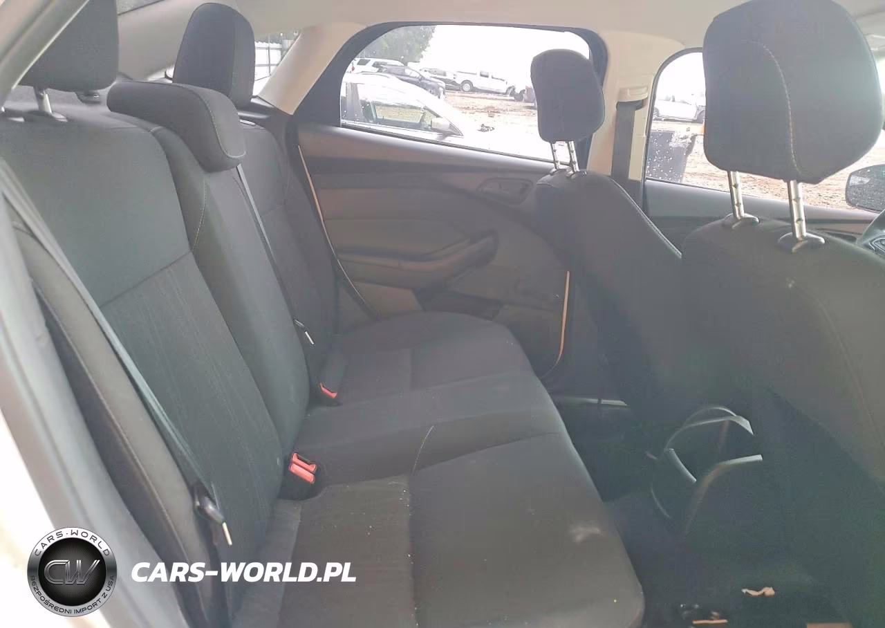 2017 Ford Focus S VIN:1FADP3E20HL239492 - 10