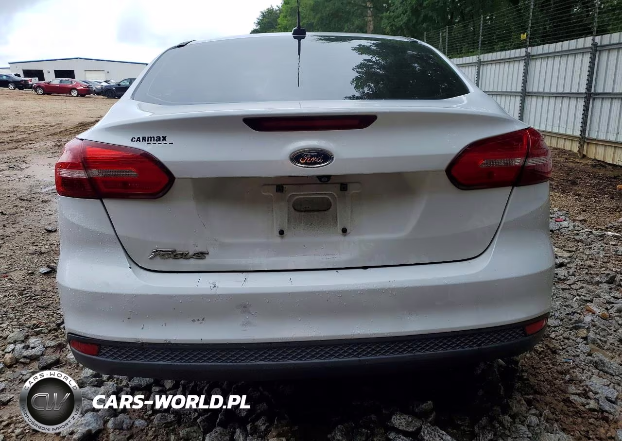 2017 Ford Focus S VIN:1FADP3E20HL239492 - 6