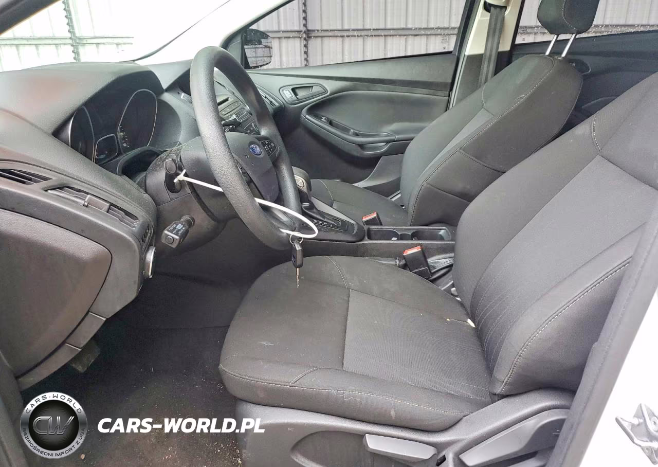 2017 Ford Focus S VIN:1FADP3E20HL239492 - 7
