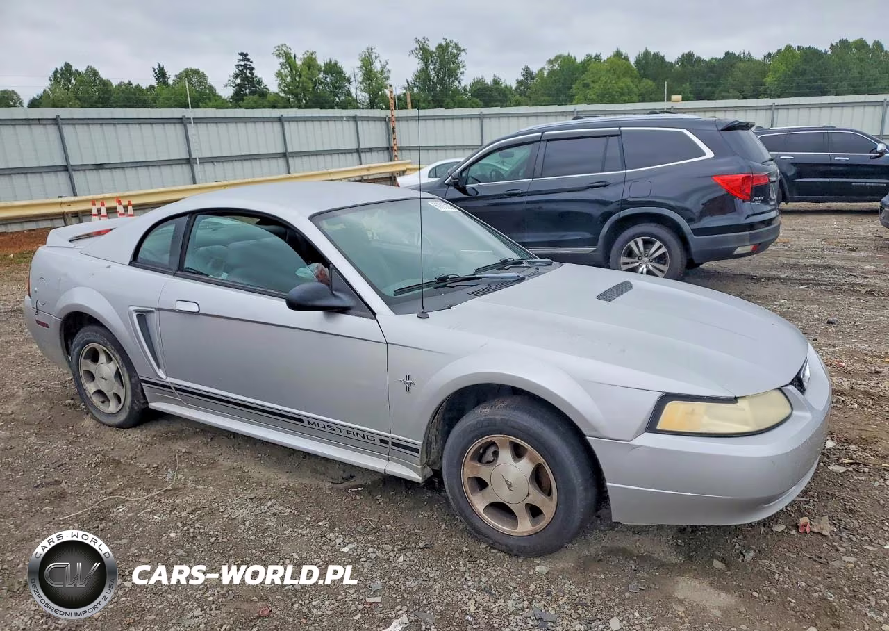 2001 Ford Mustang VIN:1FAFP4047YF226325 - 4