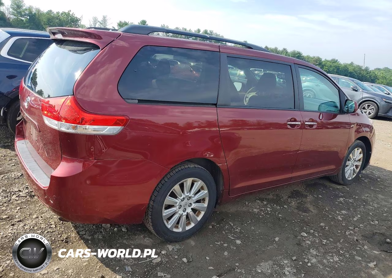 2013 Toyota Sienna Xle 7-Passenger VIN:5TDDK3DC0DS059294 - 3