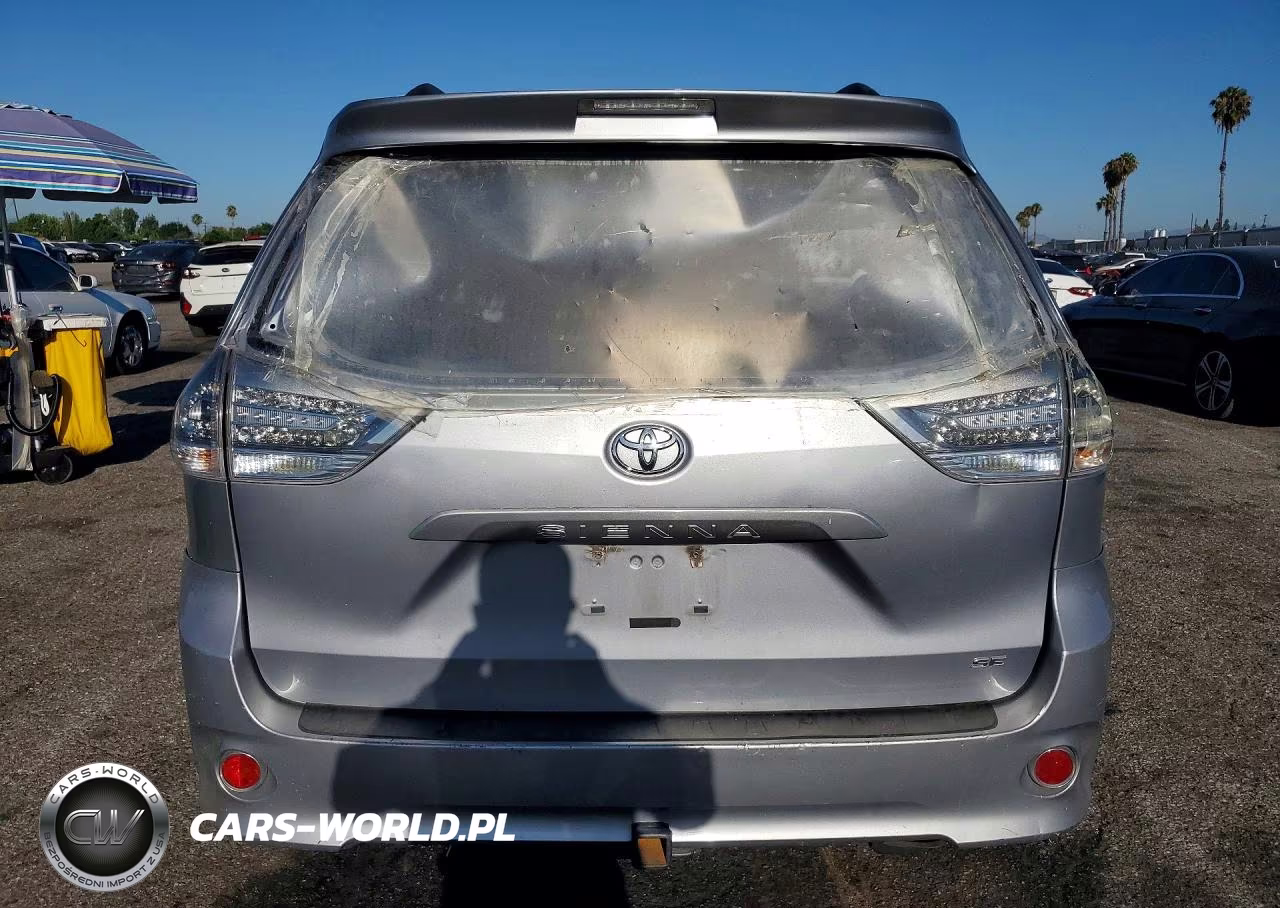 2013 Toyota Sienna Sport VIN:5TDXK3DC3DS289618 - 6