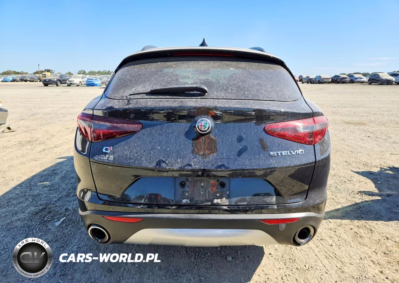 2018 Alfa Romeo Stelvio Ti Sport VIN:ZASFAKNN0J7B76201 - 6