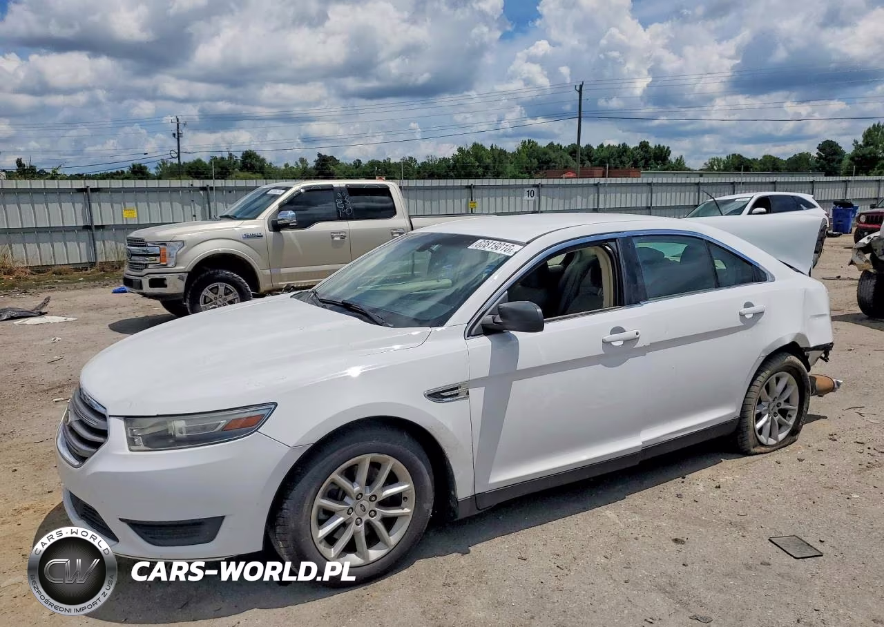 2014 Ford Taurus Se