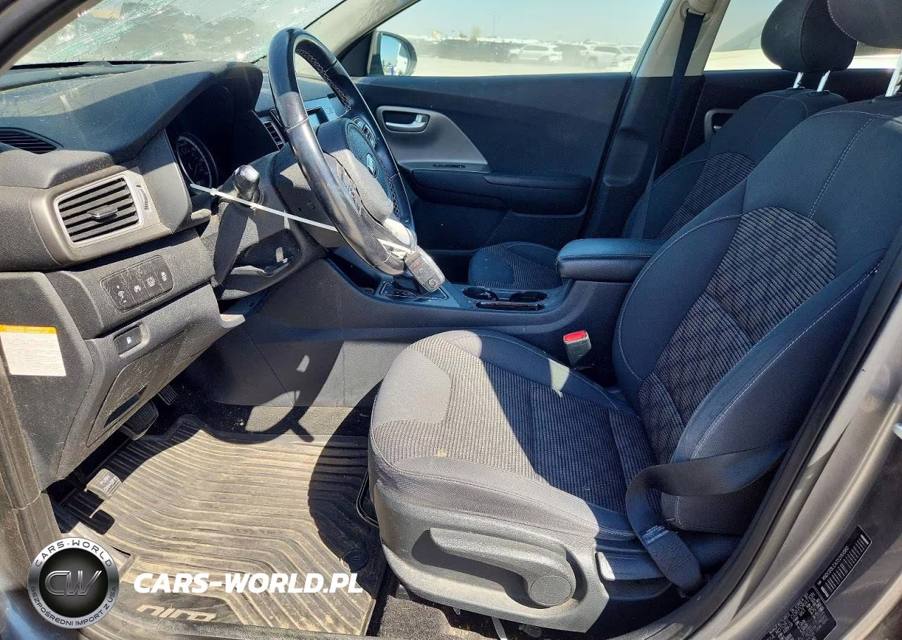 2018 Kia Niro Lx VIN:KNDCB3LCXJ5200080 - 7