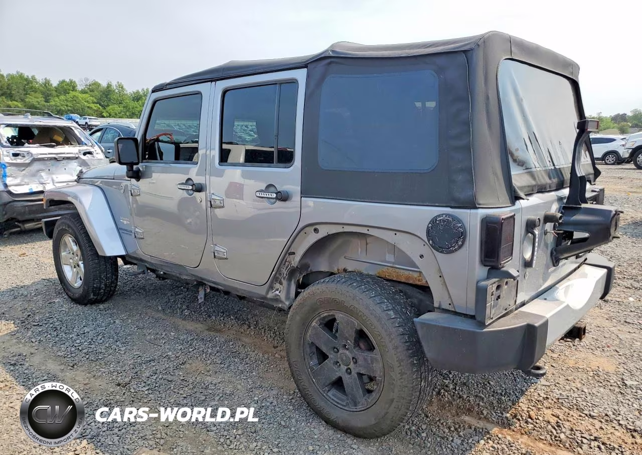 2013 Jeep Wrangler Unlimited Sahara VIN:1C4HJWEGXDL600196 - 2